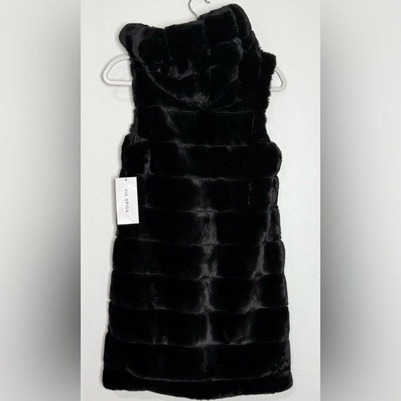 Via Spiga NWT Black Faux Fur Long Hooded Vest - Picture 6 of 9